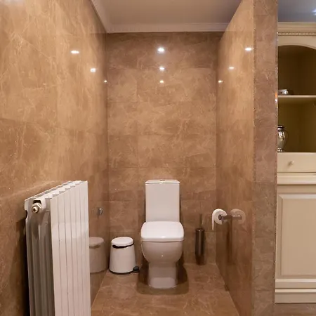 Villa Alexandra: Sea Views Pool Jacuzzi Sauna Mellieha