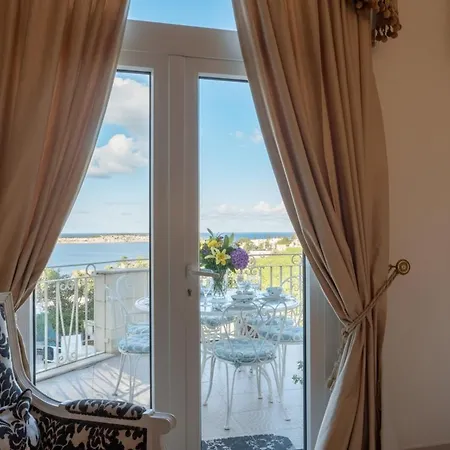 Alexandra: Sea Views Pool Jacuzzi Sauna Mellieha