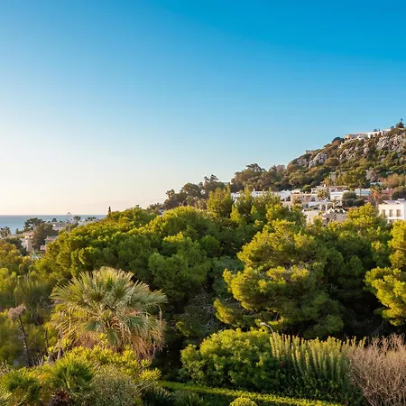 Alexandra: Sea Views Pool Jacuzzi Sauna Villa Mellieha