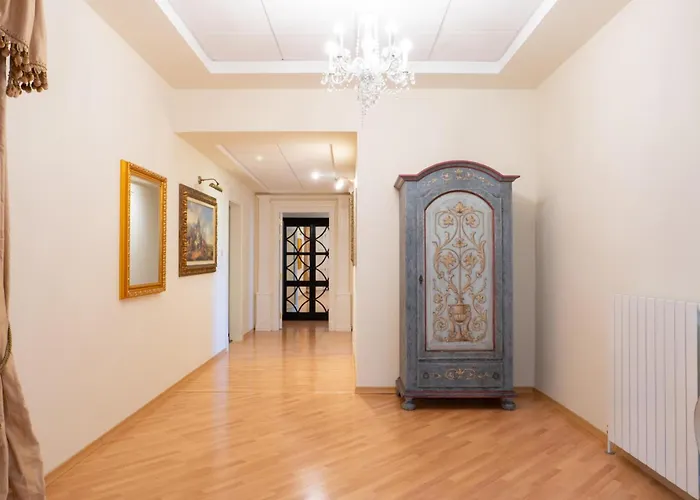 Alexandra: Sea Views Pool Jacuzzi Sauna 빌라 멜리에하