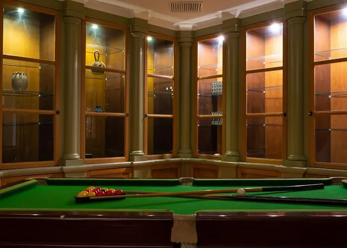 Alexandra: Sea Views Pool Jacuzzi Sauna * 멜리에하