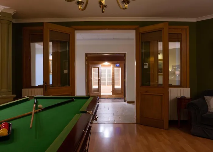 Alexandra: Sea Views Pool Jacuzzi Sauna *