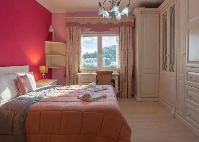 Alexandra: Sea Views Pool Jacuzzi Sauna 빌라