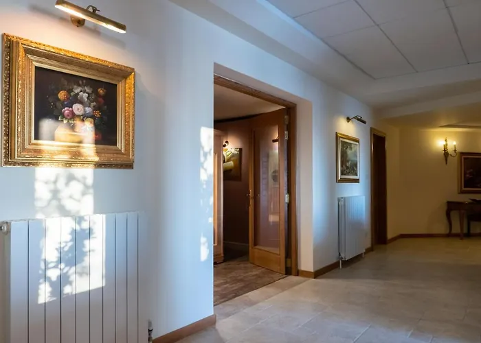 Alexandra: Sea Views Pool Jacuzzi Sauna 빌라 멜리에하