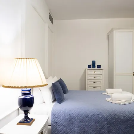 Alexandra: Sea Views Pool Jacuzzi Sauna Mellieha