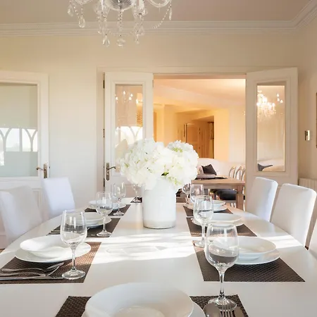 ヴィラ Alexandra: Sea Views Pool Jacuzzi Sauna *