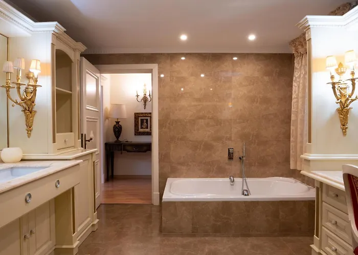 Alexandra: Sea Views Pool Jacuzzi Sauna 빌라 *