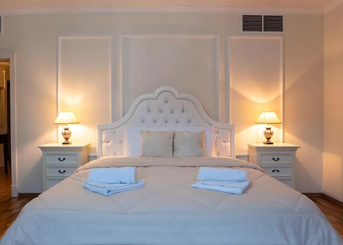 Alexandra: Sea Views Pool Jacuzzi Sauna * Mellieħa